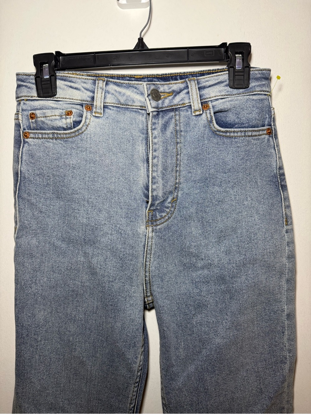 Motel Women's Light Wash Bootcut Slit Leg Frayed Design Denim Jeans Size XS - Picture 3 of 9